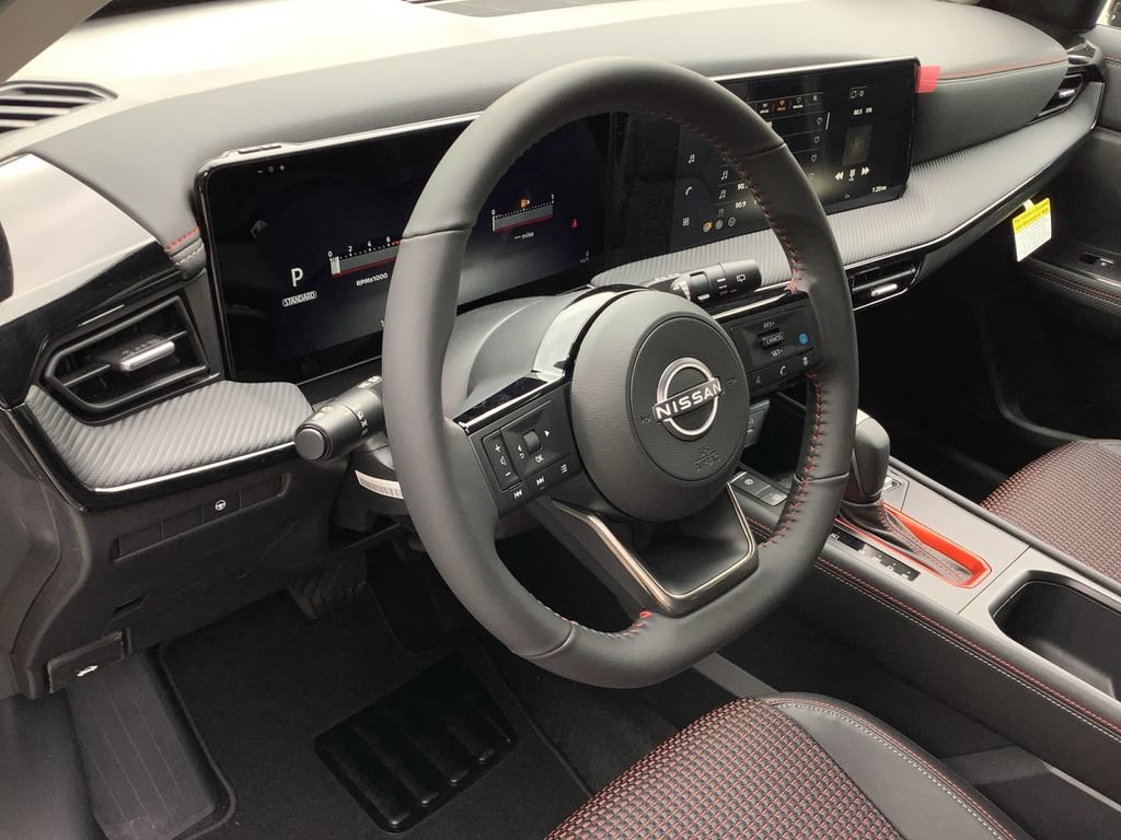 New 2026 Nissan Kicks SR w/ Cold Weather Package AWD/4WD image 31