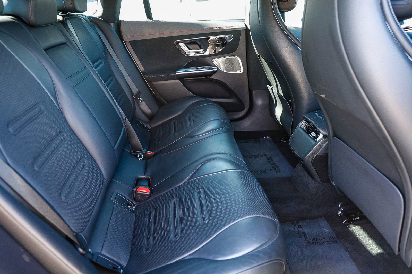 Certified 2023 Mercedes-Benz EQE AMG 4MATIC Sedan image 18