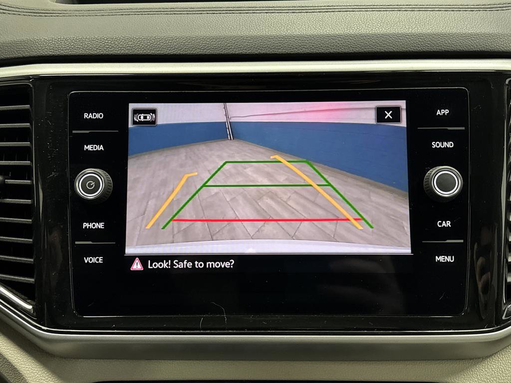 Used 2022 Volkswagen Atlas SE w/ Black Wheel Package image 9