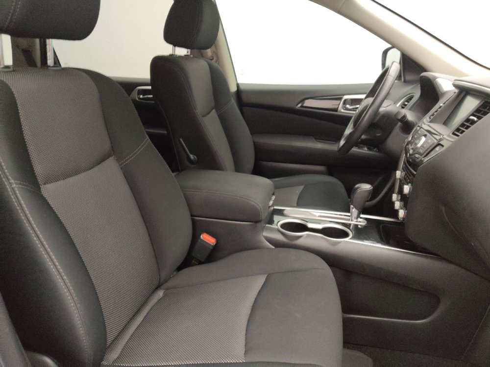 Used 2017 Nissan Pathfinder SV FWD image 21