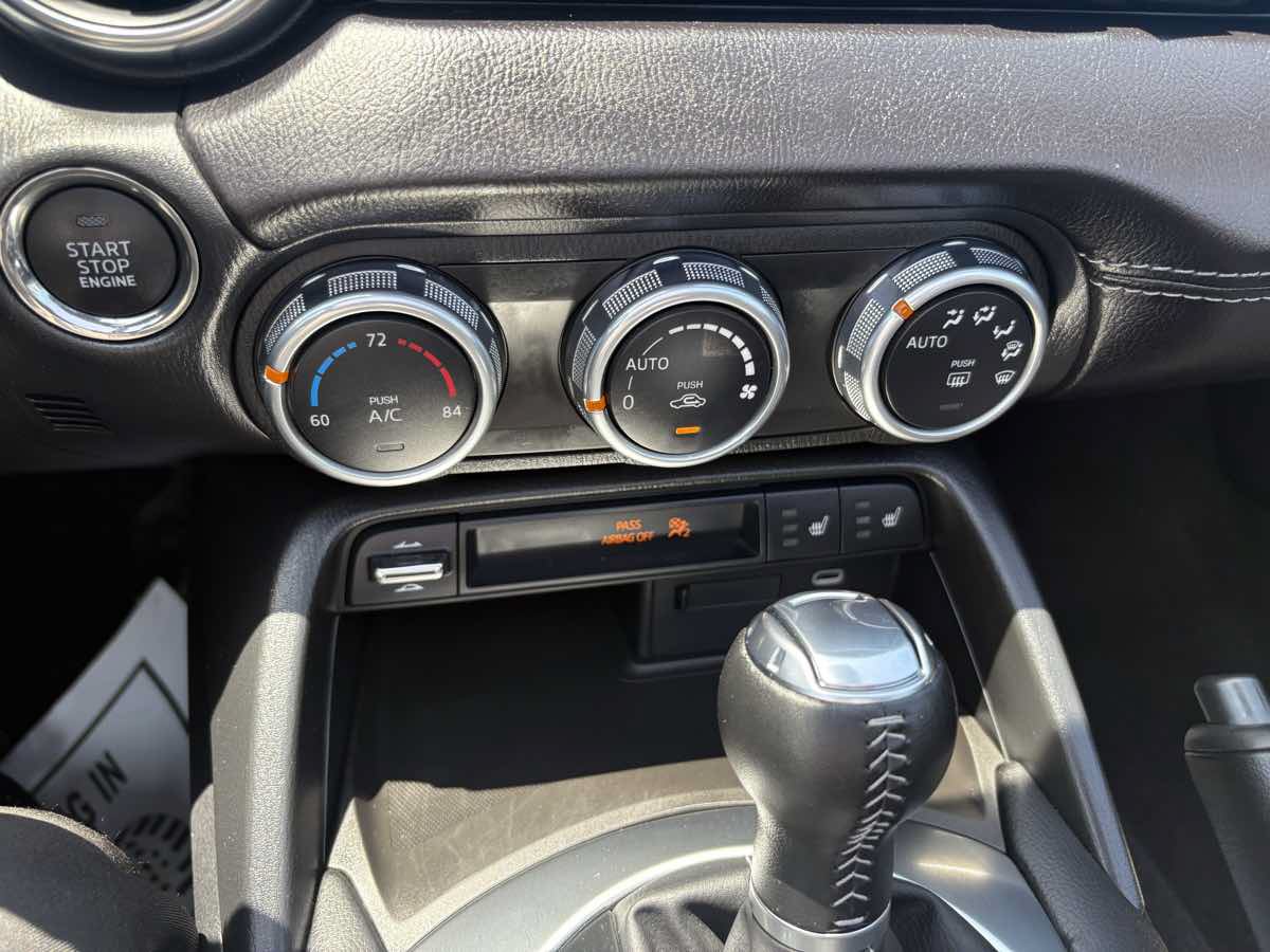 Used 2026 MAZDA MX-5 Miata RF Grand Touring RWD image 25