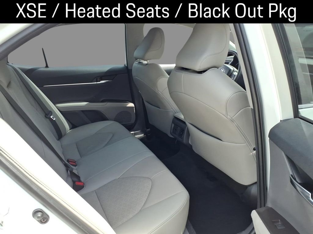 Used 2022 Toyota Camry XSE w/ Carpet Mat Package (TMS) image 11
