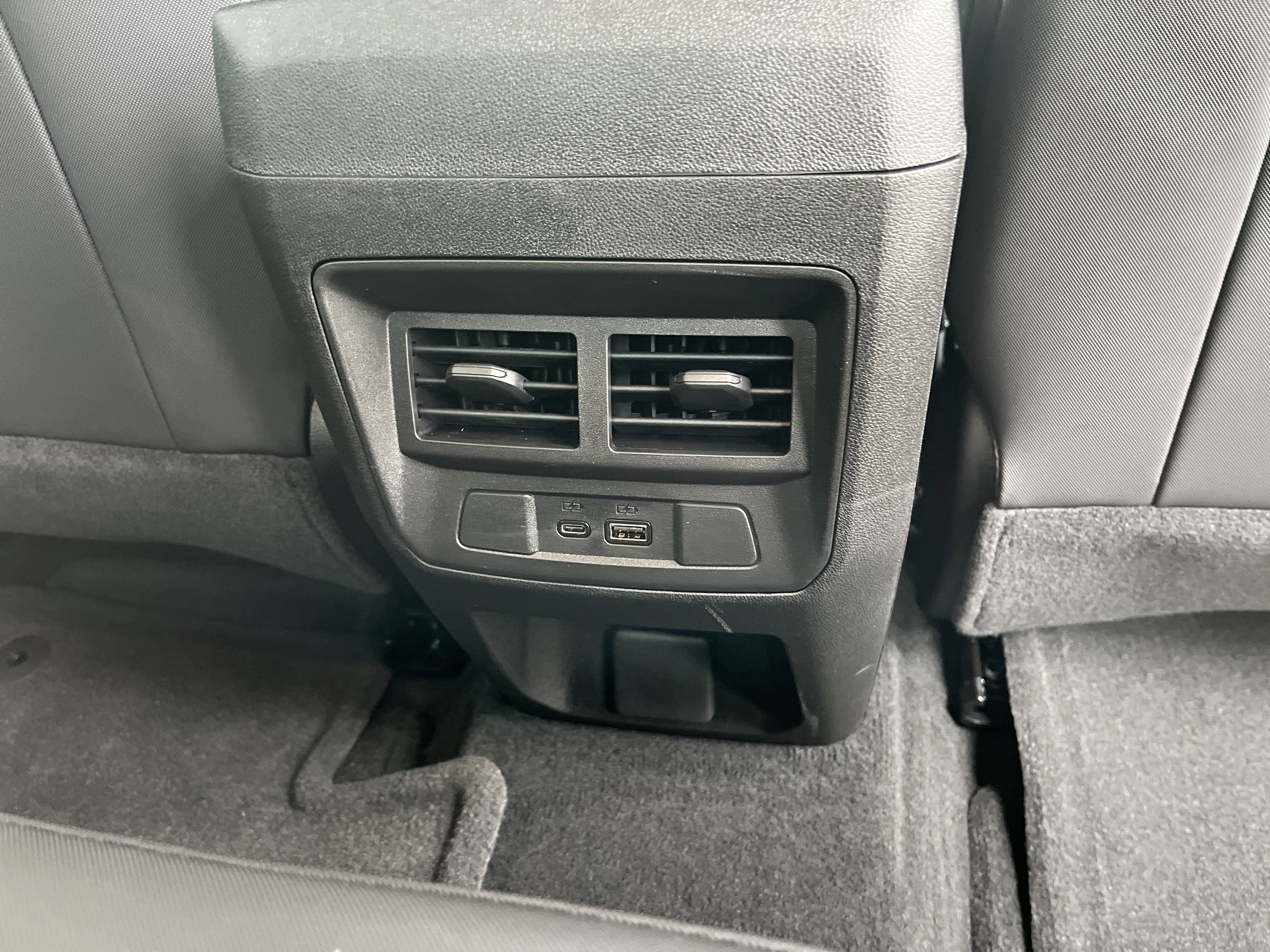 Used 2026 Chevrolet Colorado Z71 AWD/4WD image 16