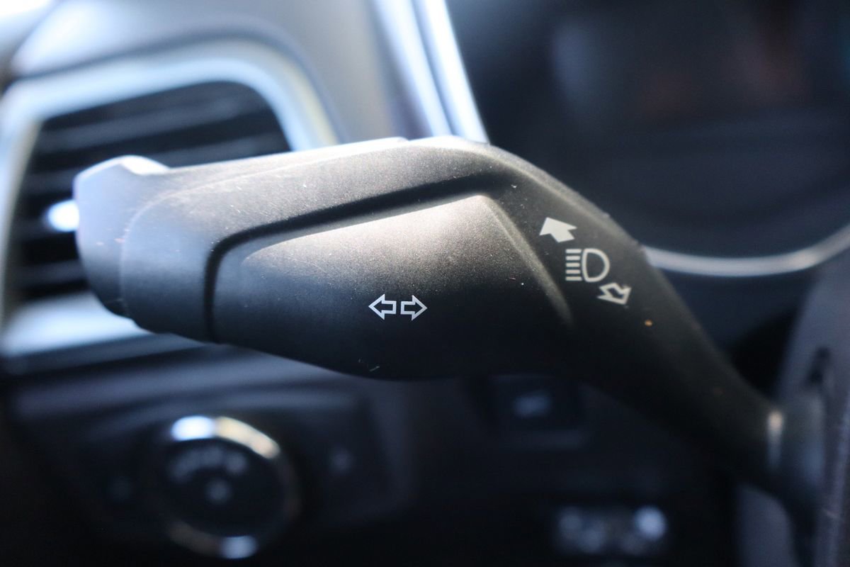 Used 2014 Ford Fusion SE FWD image 32