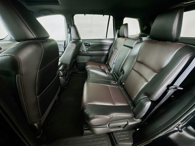 Certified 2024 Honda Passport Black Edition image 32