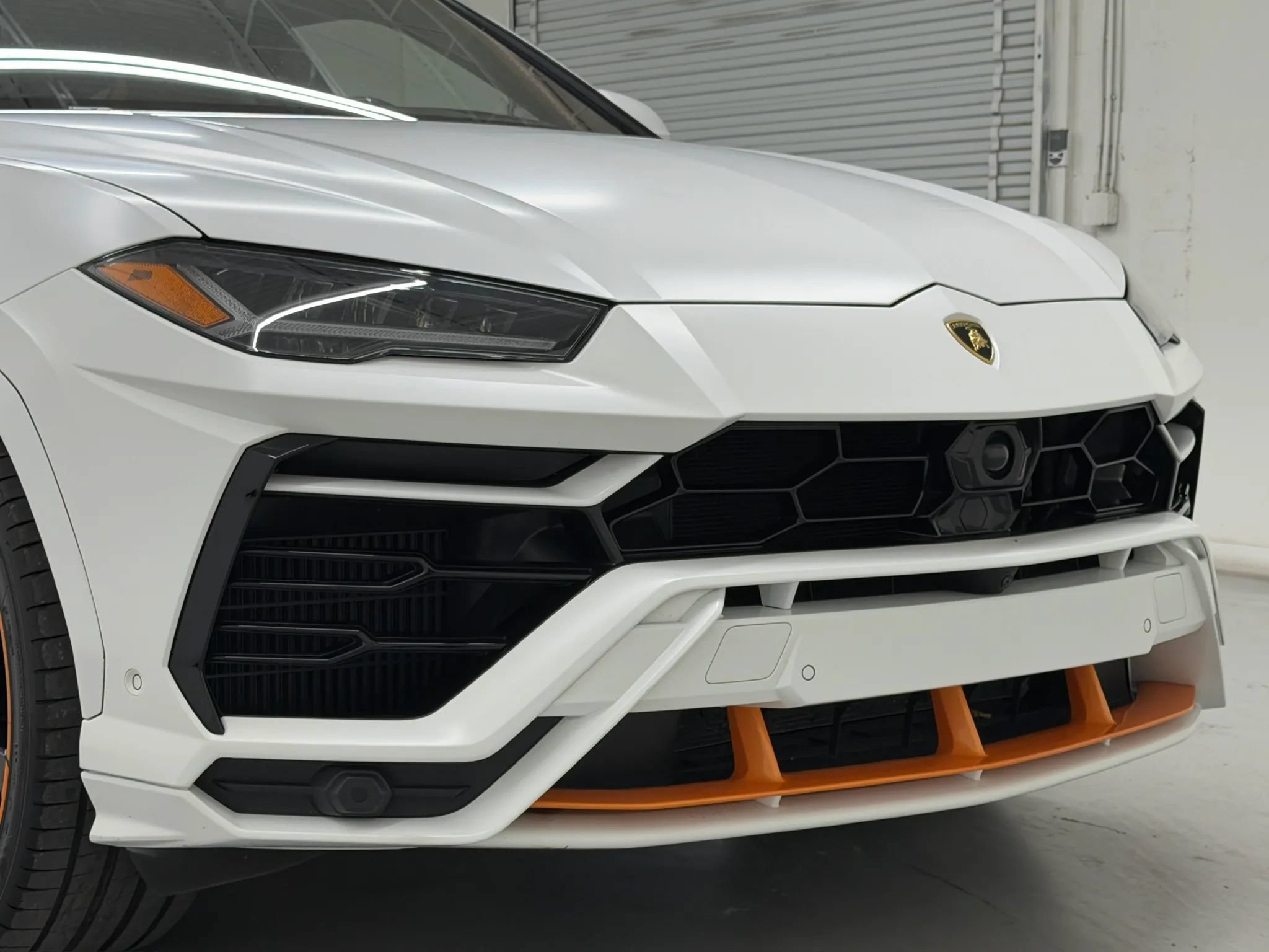 Used 2022 Lamborghini Urus AWD/4WD image 93