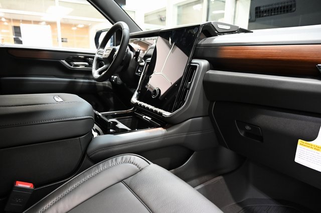 New 2026 GMC Yukon XL Denali image 14