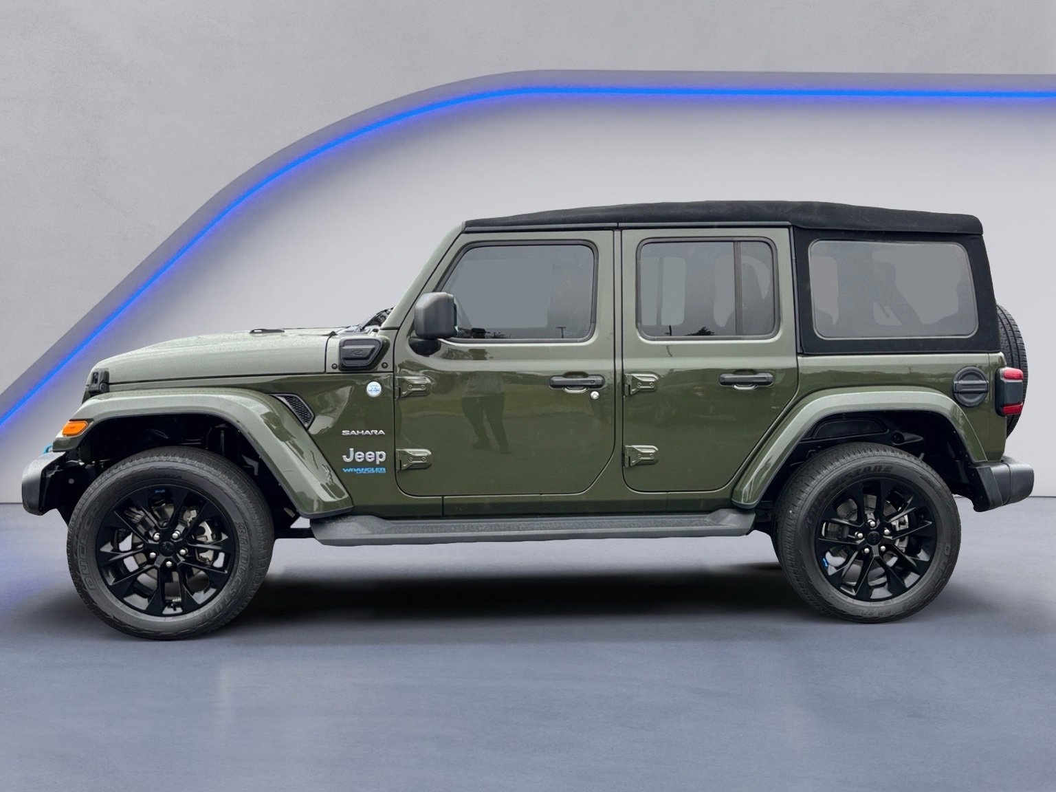 Used 2022 Jeep Wrangler Unlimited Sahara w/ Cold Weather Group image 11