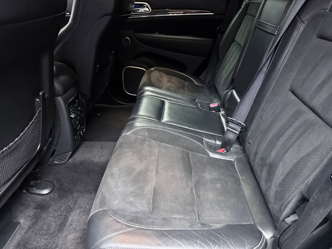 Used 2018 Jeep Grand Cherokee SRT image 13