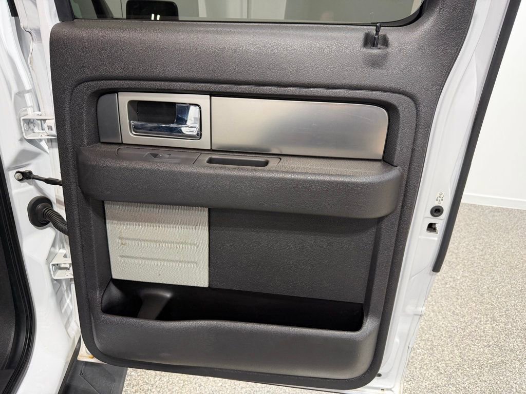 Used 2014 Ford F150 Raptor w/ Equipment Group 801A Luxury image 31