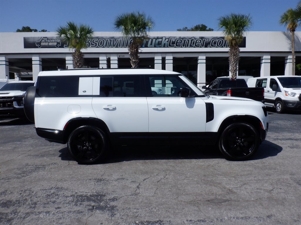 Used 2024 Land Rover Defender 130 X-Dynamic SE