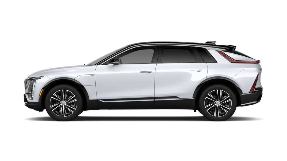 New 2026 Cadillac Lyriq Luxury w/ LPO, Floor Liner Package AWD/4WD image 31