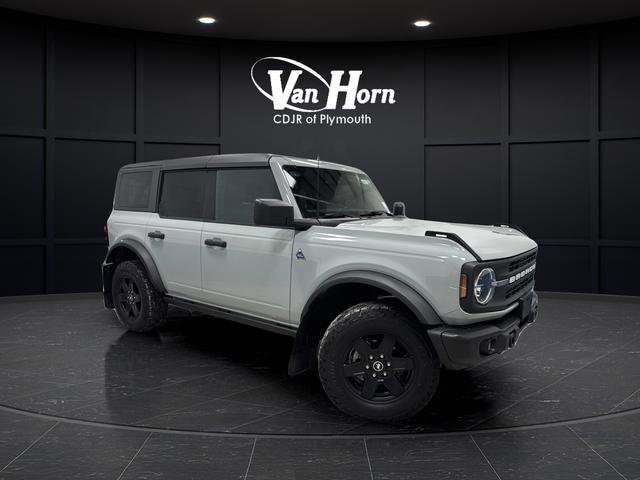 Used 2022 Ford Bronco Black Diamond image 1