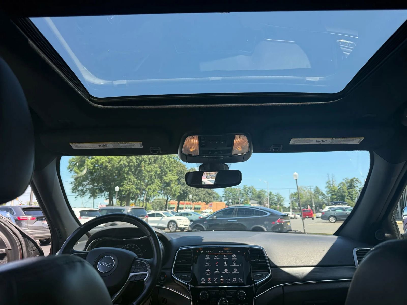Used 2020 Jeep Grand Cherokee Limited image 36
