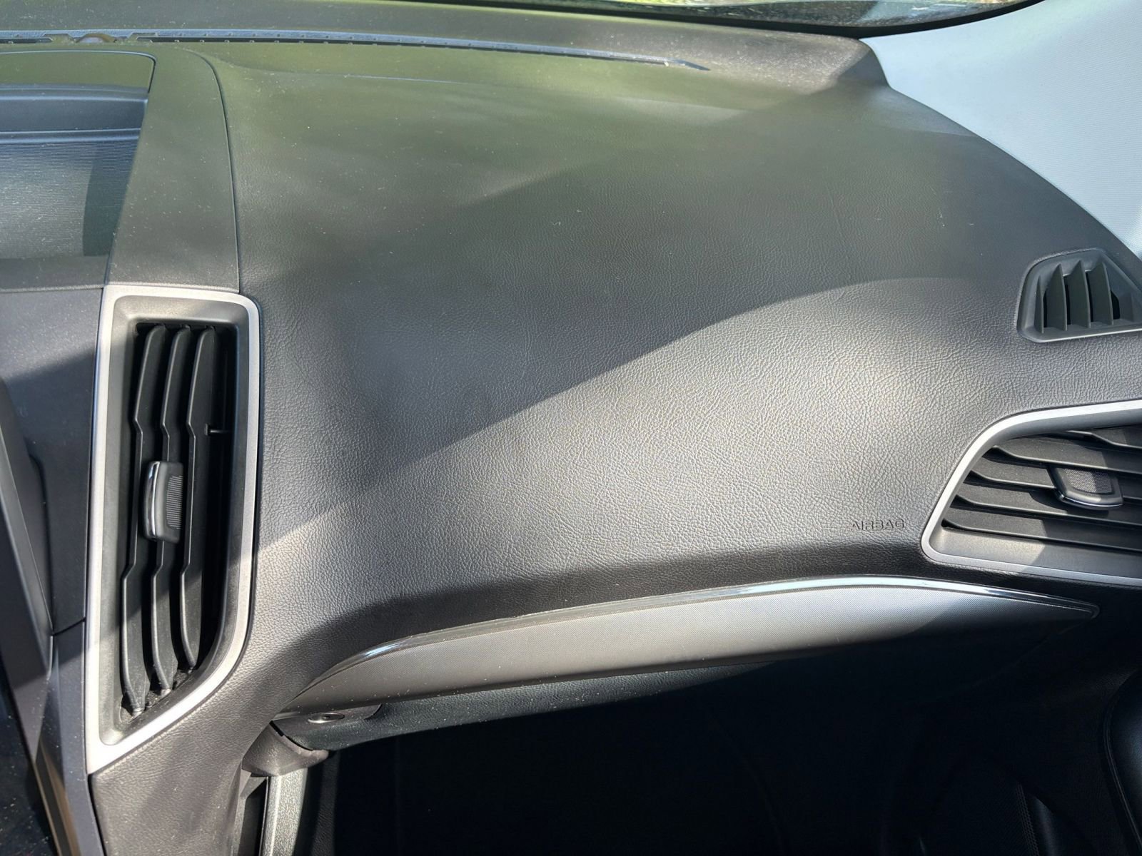 Used 2022 Ford Edge SEL image 35