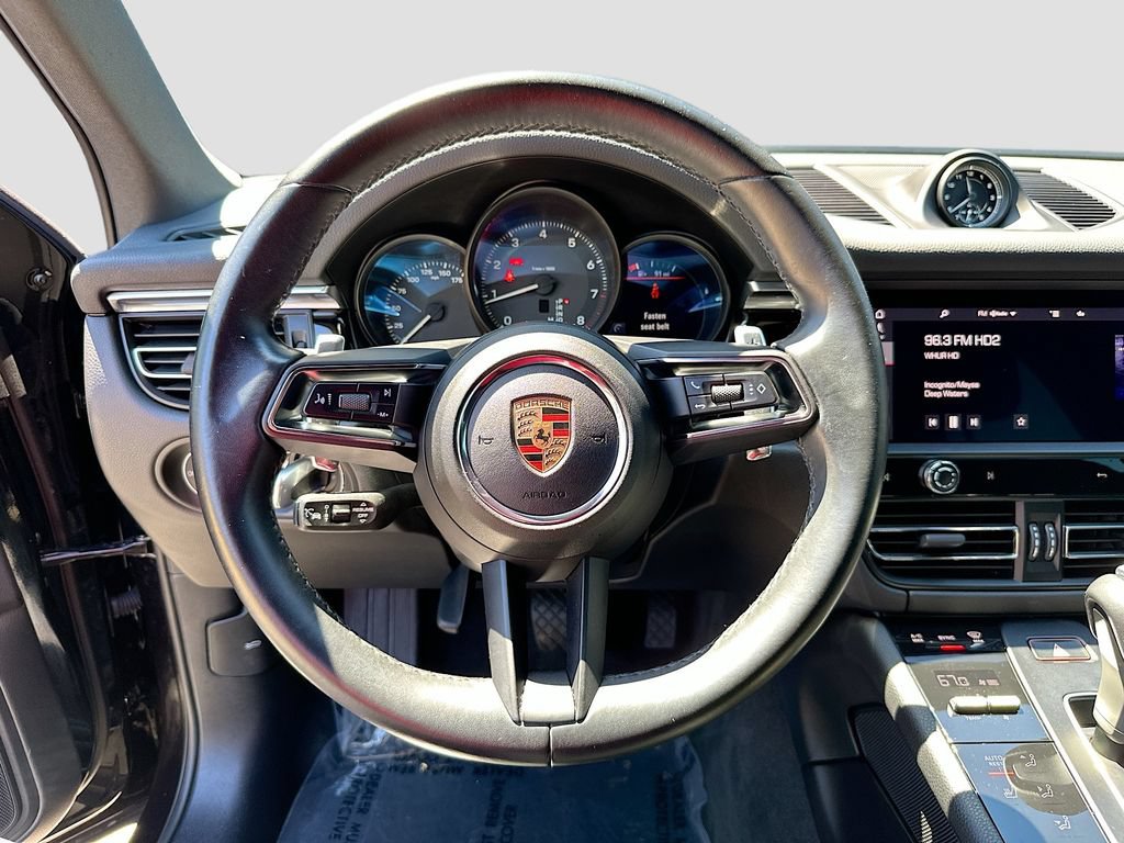 Certified 2023 Porsche Macan AWD/4WD image 12