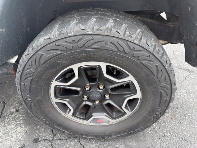 Used 2017 Jeep Wrangler Unlimited Rubicon AWD/4WD image 26