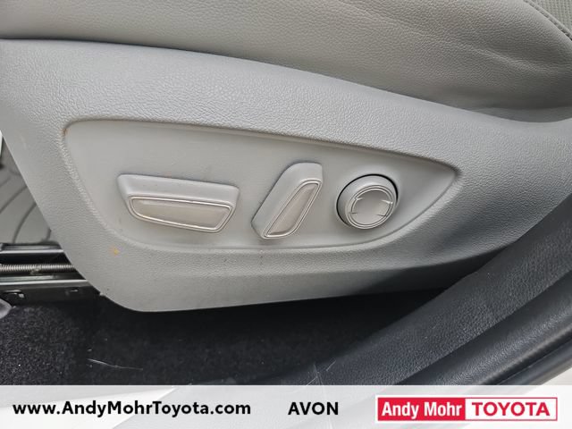 Used 2023 Toyota Highlander Limited AWD/4WD image 14