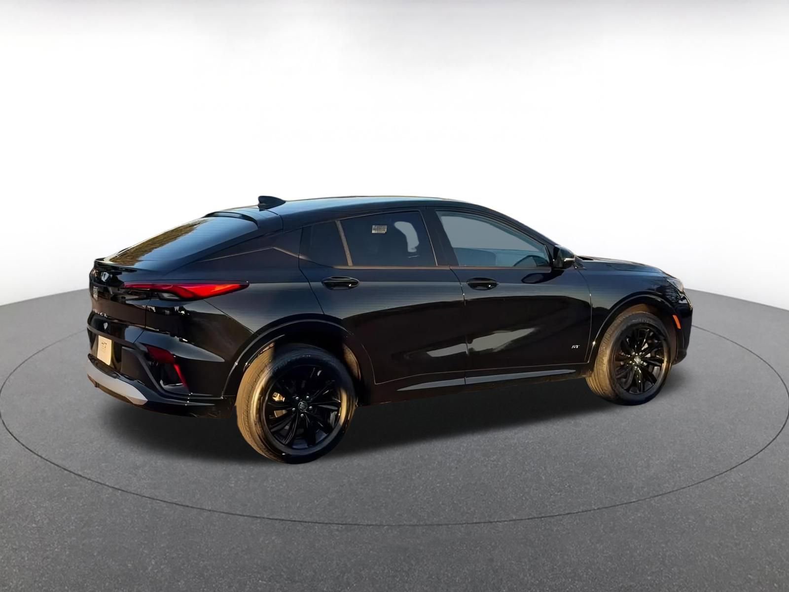 Used 2025 Buick Envista Sport Touring image 14