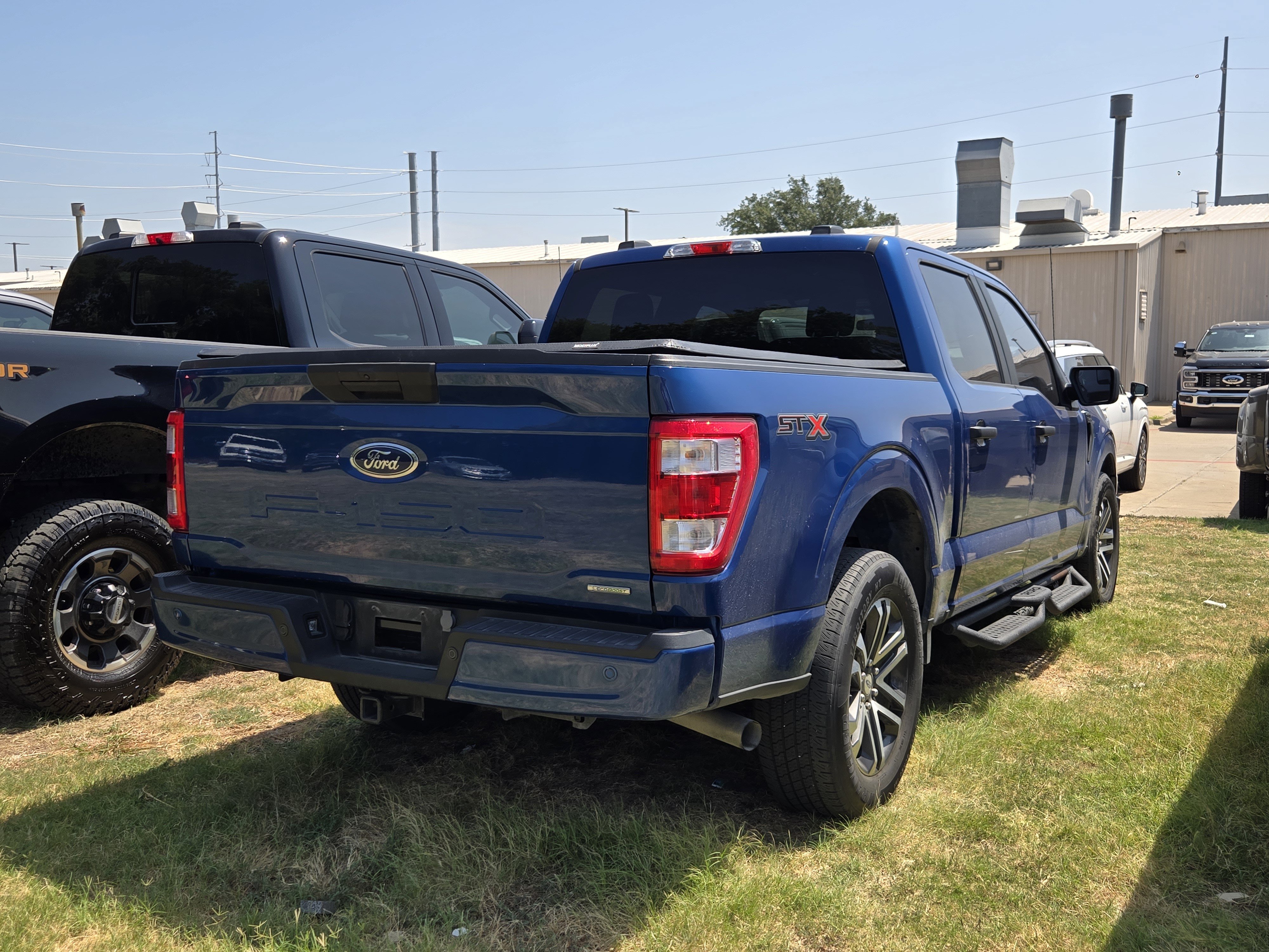 Used 2023 Ford F150 XL w/ STX Appearance Package RWD image 4
