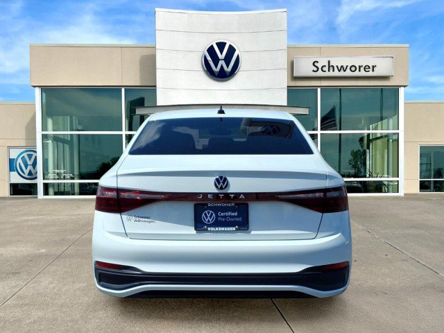 Certified 2025 Volkswagen Jetta Sport FWD image 6