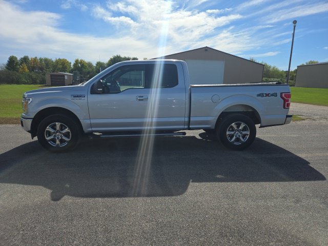 Used 2019 Ford F150 XLT w/ Equipment Group 302A Luxury AWD/4WD image 3