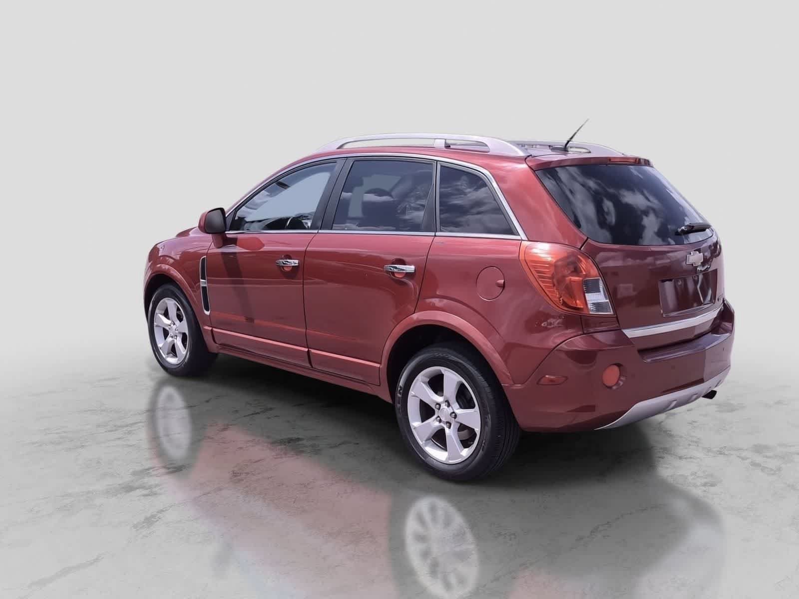 Used 2013 Chevrolet Captiva Sport LTZ FWD image 6