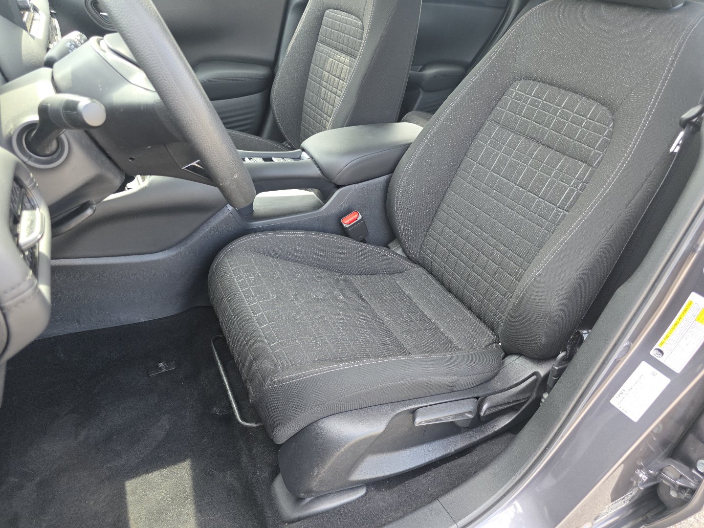 Certified 2024 Honda HR-V LX image 24