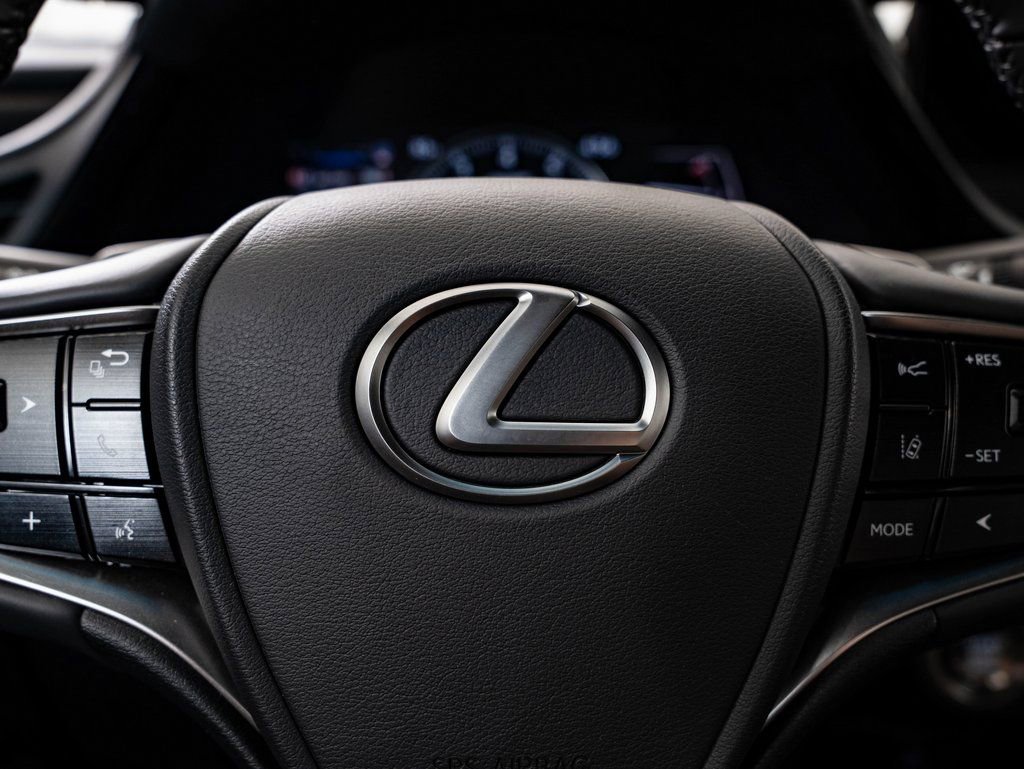 Certified 2023 Lexus ES 350 w/ Premium Package FWD image 28