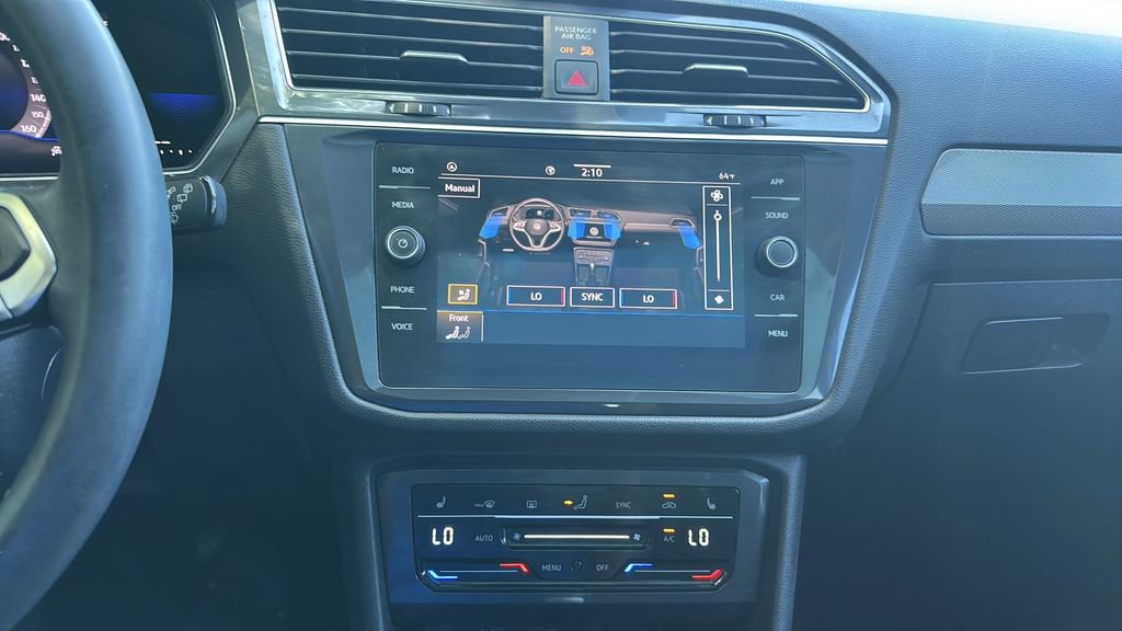 Certified 2022 Volkswagen Tiguan SE FWD image 20