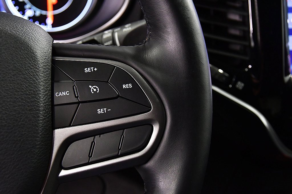 Used 2019 Jeep Cherokee Limited image 19