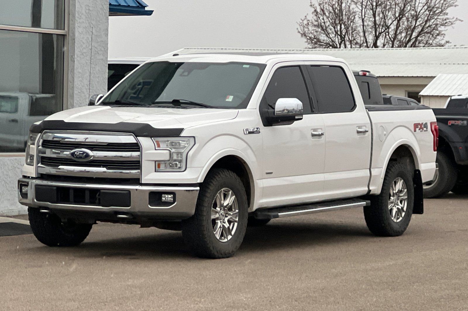 Used 2015 Ford F150 Lariat w/ Equipment Group 502A Luxury image 9