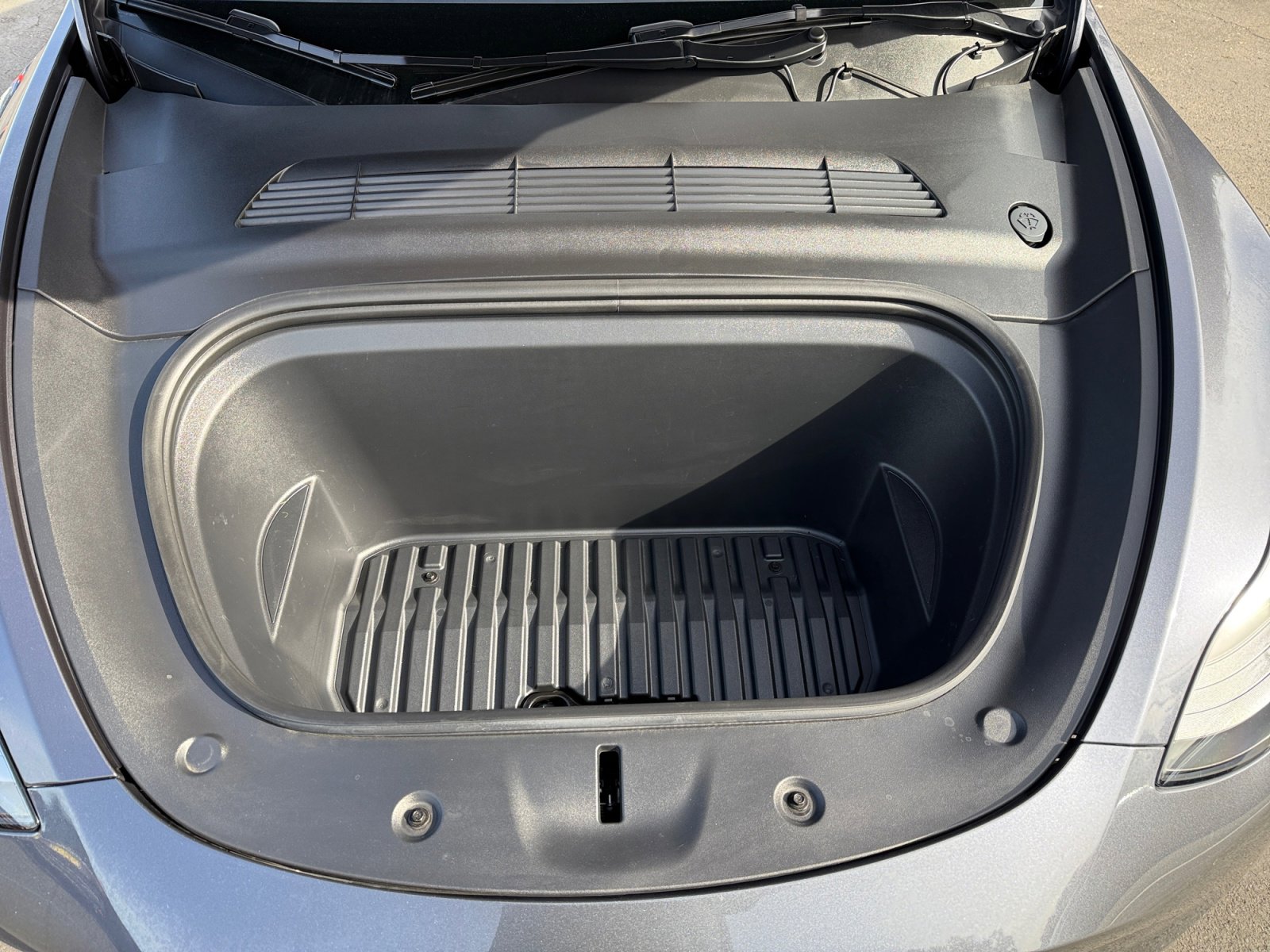 Used 2023 Tesla Model Y Long Range image 20