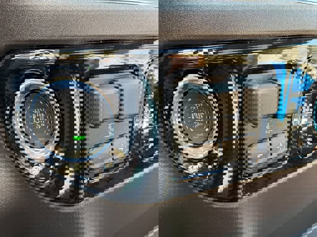 New 2026 Chevrolet Traverse LT image 13