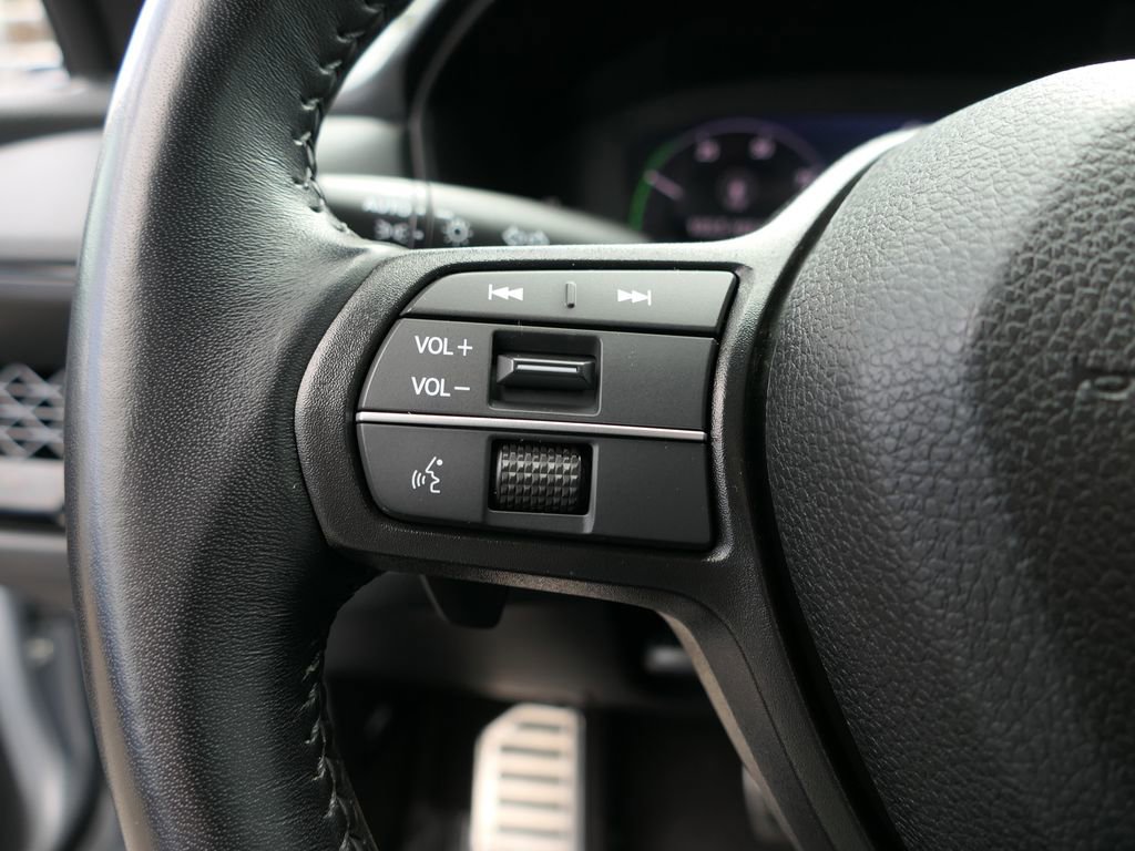 Used 2024 Honda Accord Sport image 15