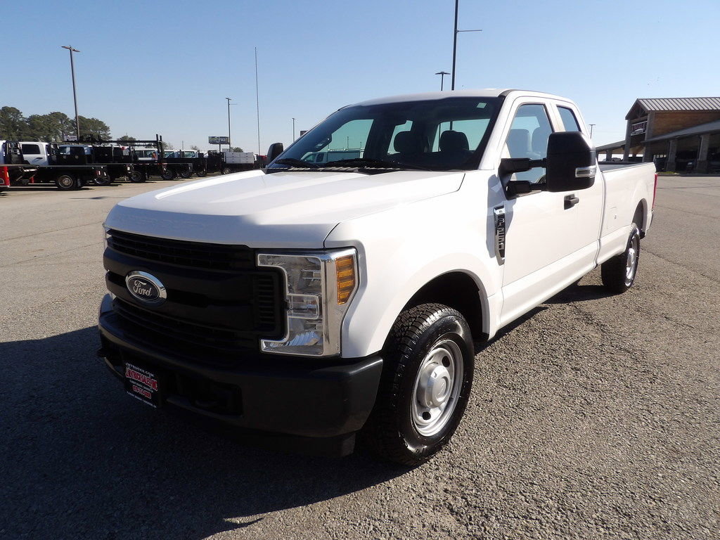 Used 2019 Ford F250 XL w/ Power Equipment Group image 58