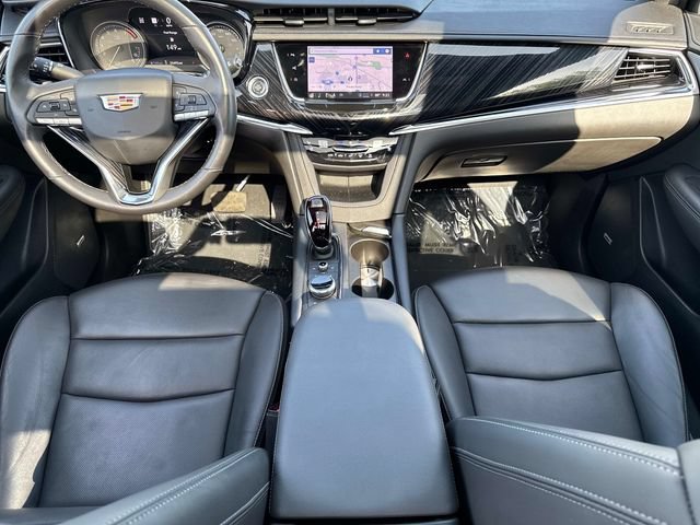 Certified 2024 Cadillac XT6 Premium Luxury w/ Technology Package AWD/4WD image 16