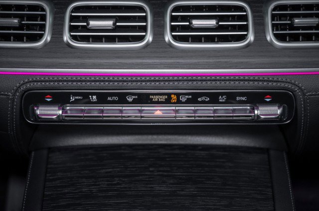 Certified 2025 Mercedes-Benz GLE 350 4MATIC image 18