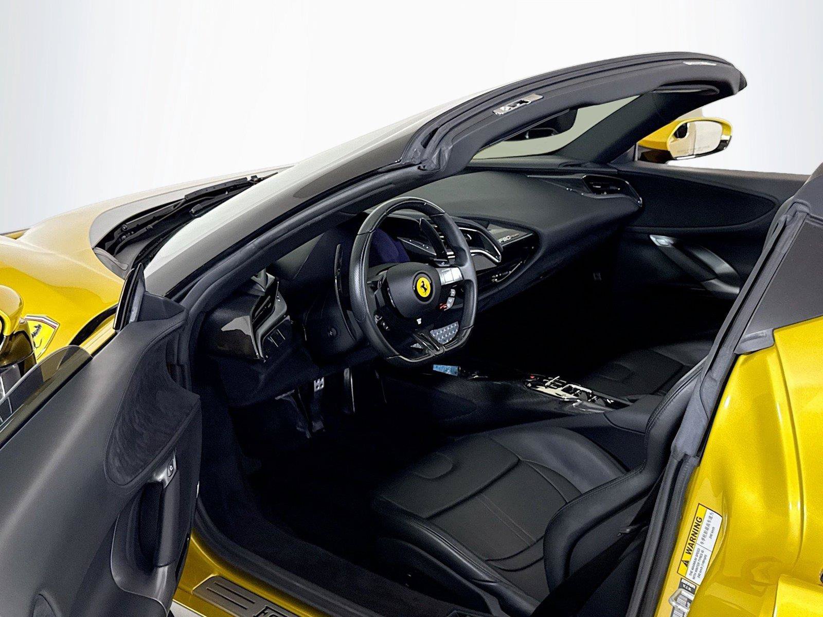 Used 2022 Ferrari SF90 Spider AWD/4WD image 13