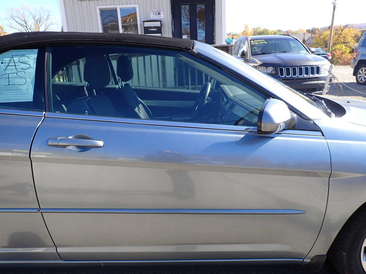 Used 2010 Chrysler Sebring Touring image 13