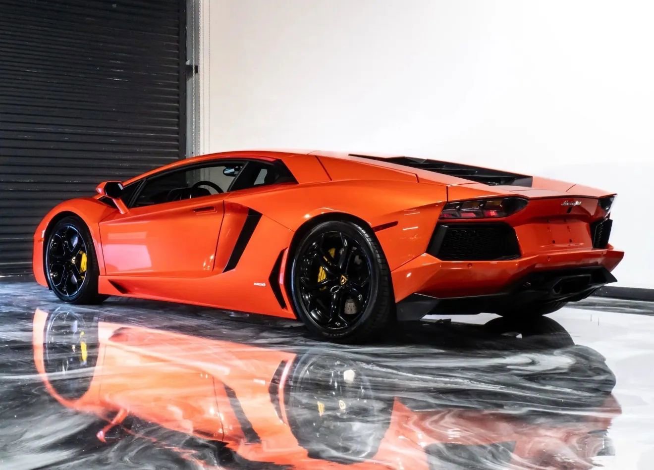 Used 2012 Lamborghini Aventador LP 700-4 AWD/4WD image 8