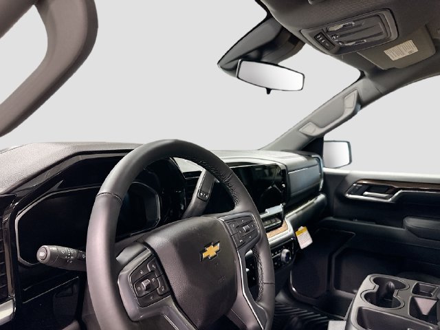 New 2026 Chevrolet Silverado 1500 LT AWD/4WD image 12