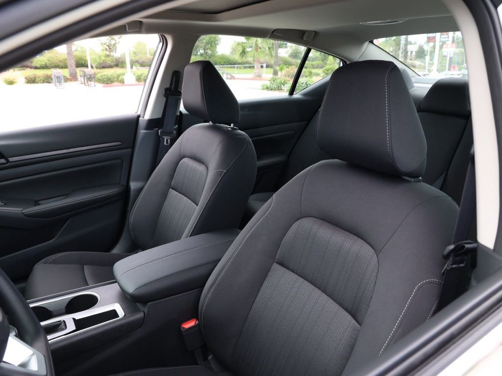 New 2026 Nissan Altima 2.5 SV image 15