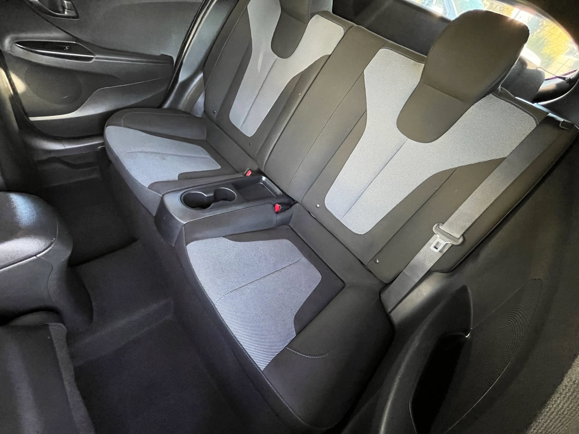 Used 2019 Hyundai Veloster 2.0 FWD image 14