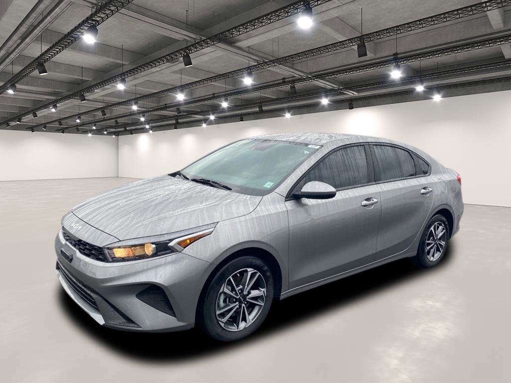 Certified 2023 Kia Forte LXS image 4