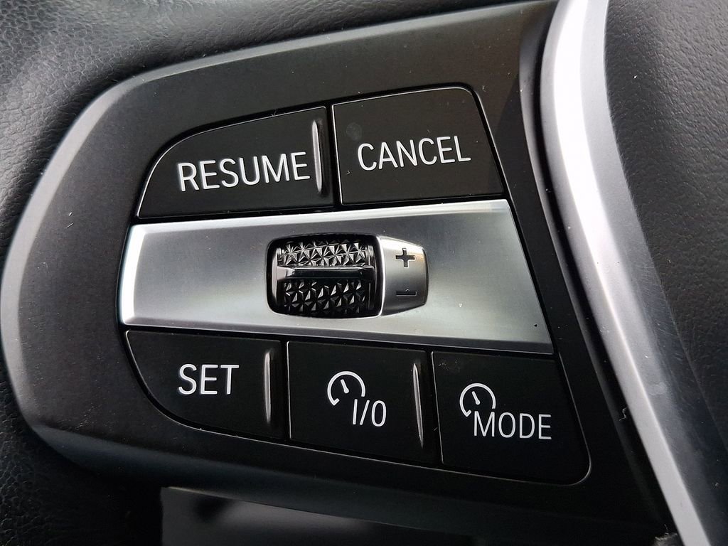 Used 2025 BMW X5 xDrive50e w/ Climate Comfort Package image 23