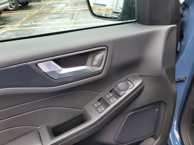 Used 2024 Ford Escape ST-Line w/ Tech Pack #1 FWD image 10