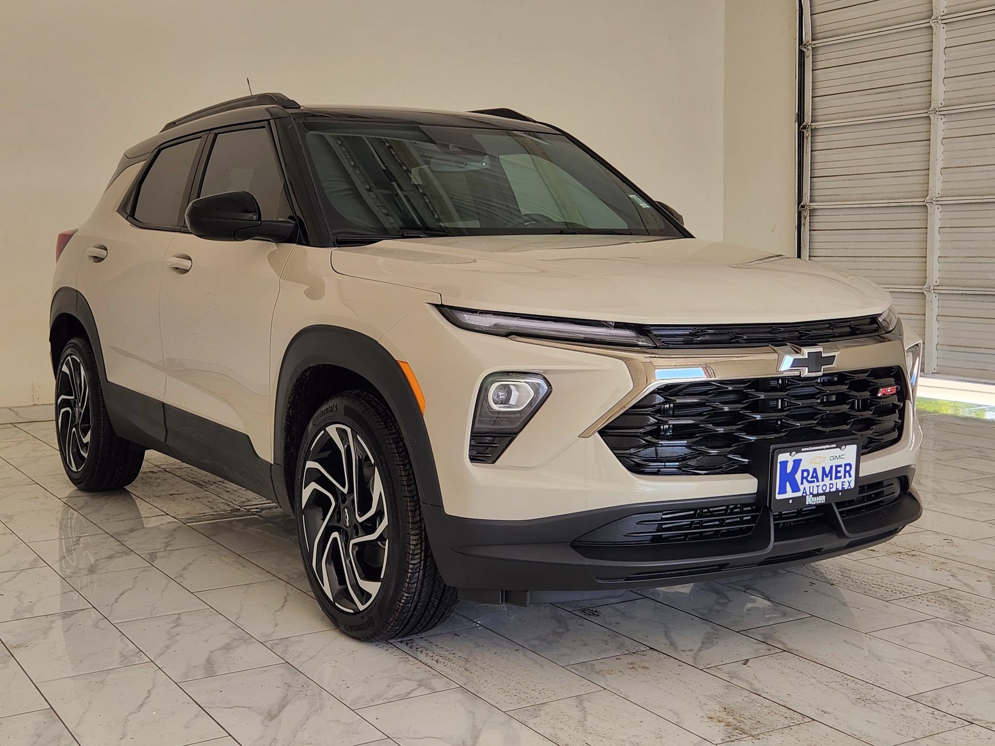 New 2026 Chevrolet TrailBlazer RS w/ Convenience Package FWD image 3