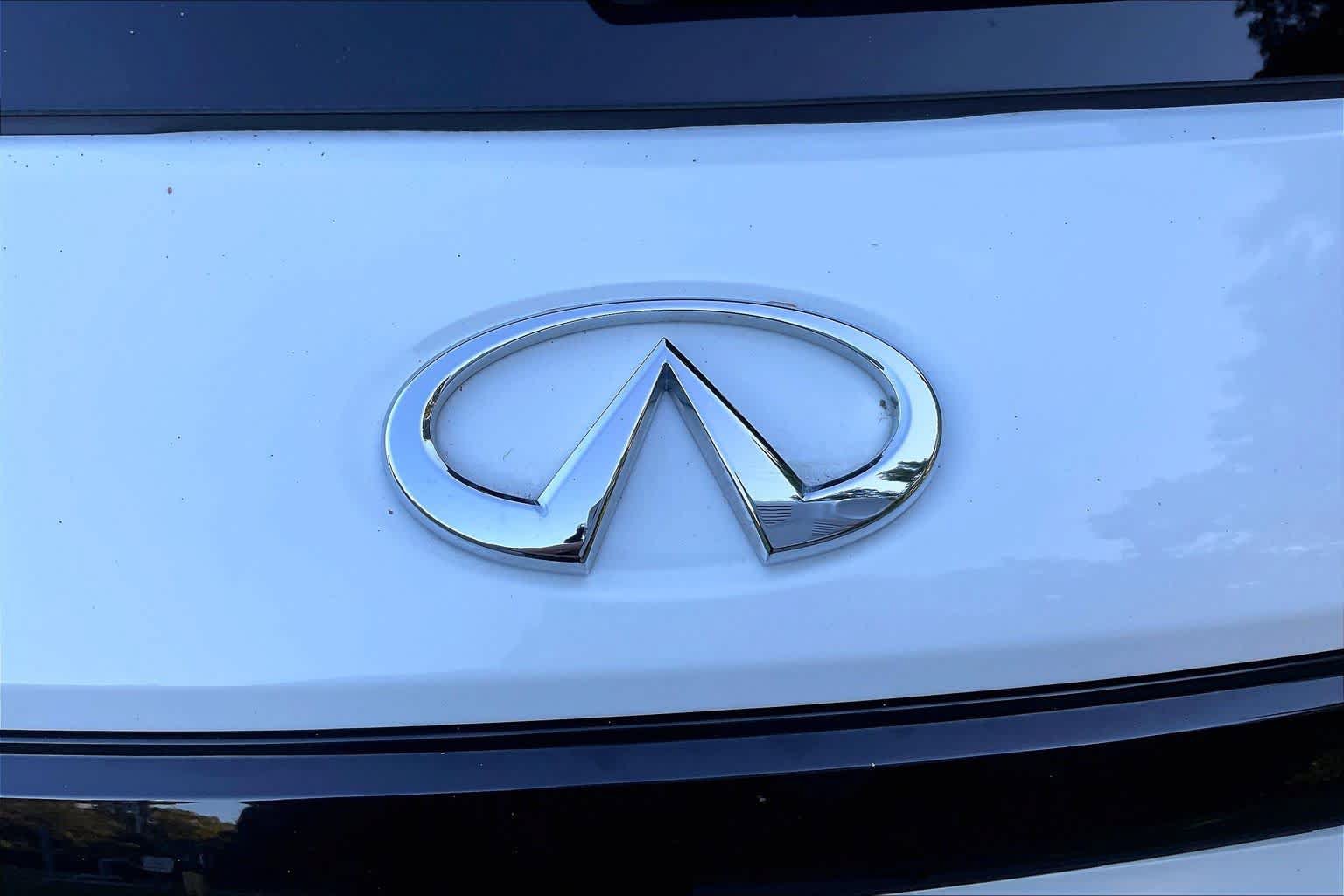 Used 2024 INFINITI QX60 Luxe AWD/4WD image 32