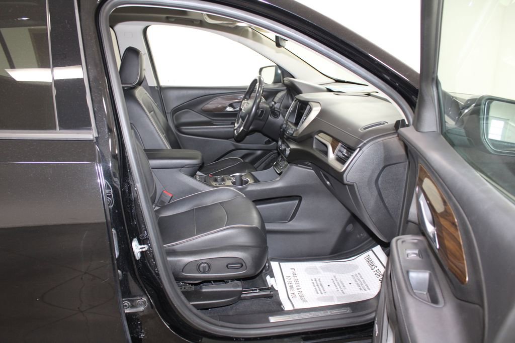 Used 2020 GMC Terrain Denali w/ Denali Premium Package image 28